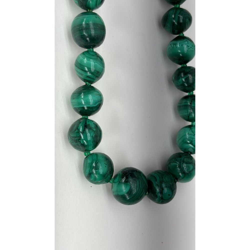 Malachite Beaded Necklace - Picture 14 of 16